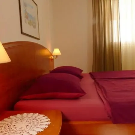 By The Sea Barbat, Rab - 18462 Apartment Barbat na Rabu